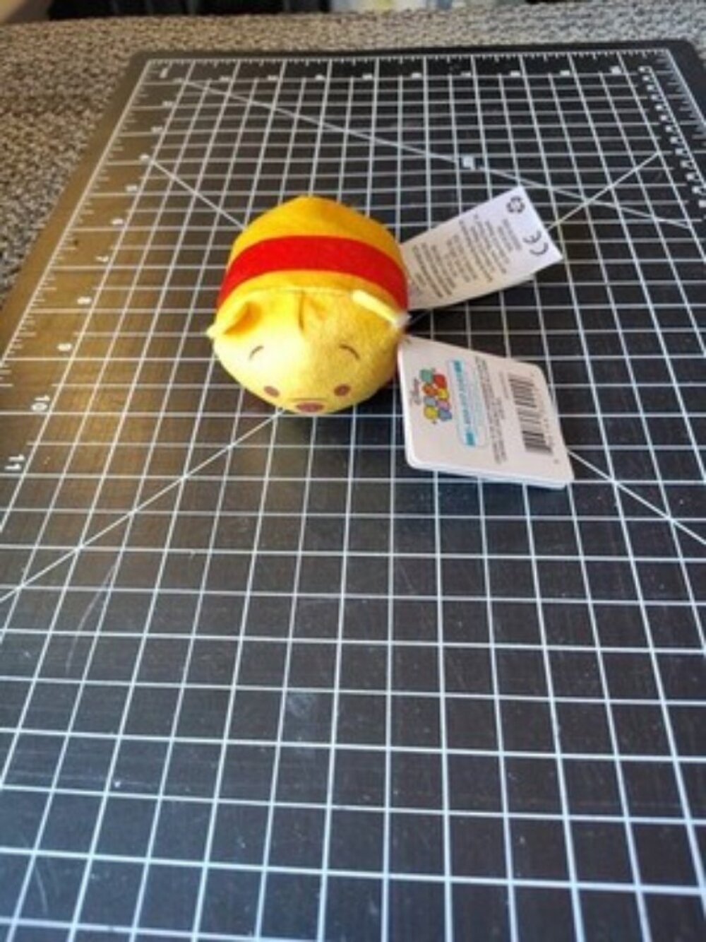 Just Play - Disney Tsum Tsum Mini Plush - WINNIE THE POOH (2.5 inch) - New
